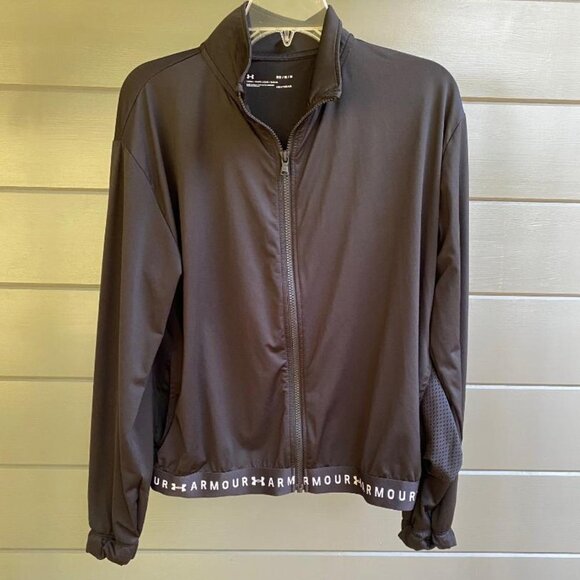 Light weight Under Armour Heat Gear Full Zip Jacket, Size Medium - Picture 1 of 3